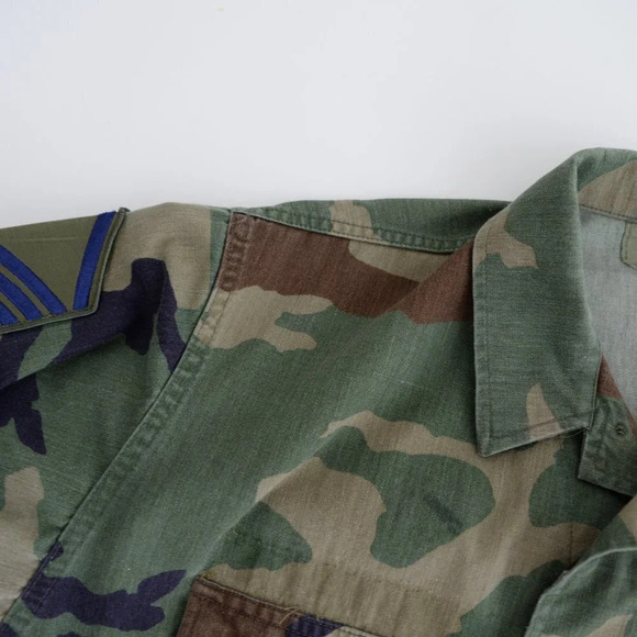 Authentic  U.S. Air Forces in Europe Green Black Brown Camo Button Up Jacket - Picture 13 of 13